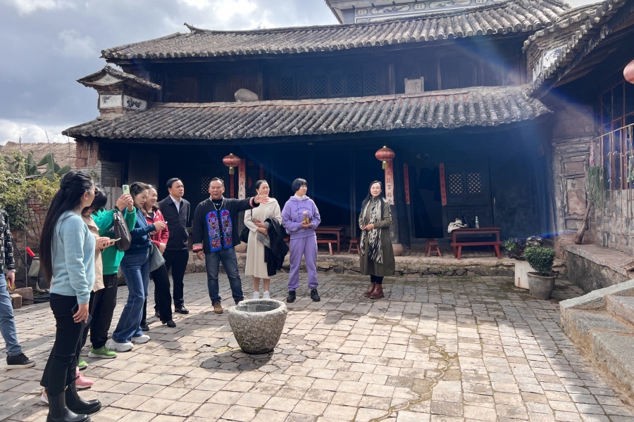 参观结秀门3