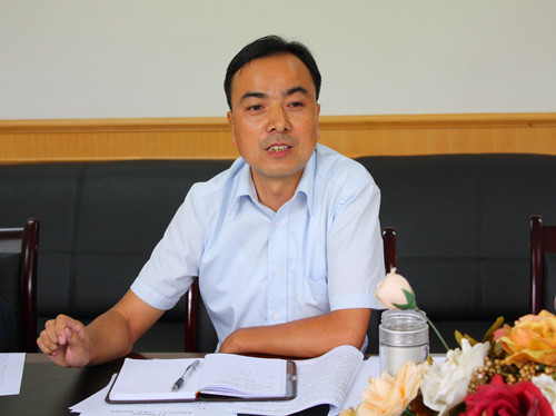 １